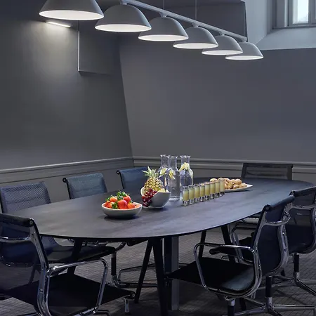 بيرغين بورس فندق